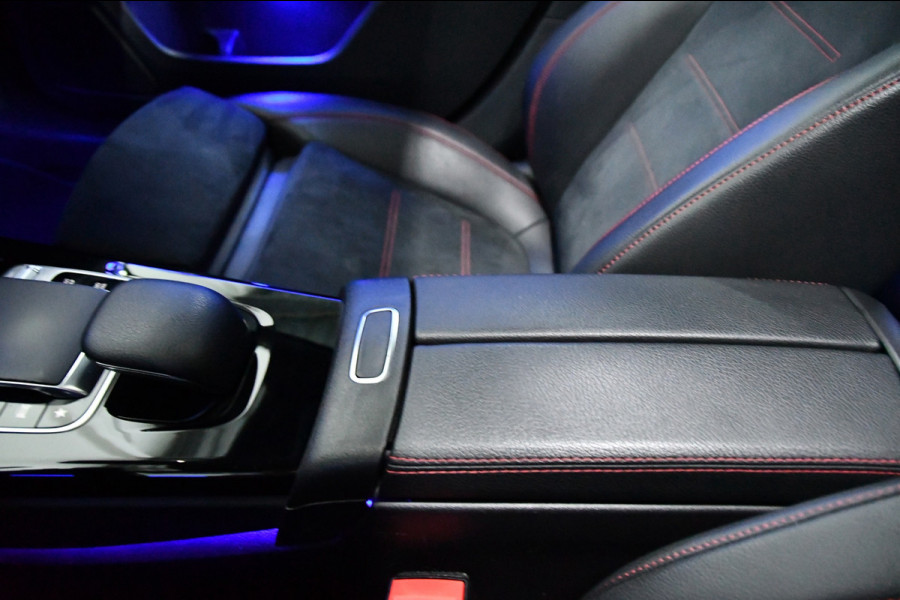 Mercedes-Benz A-Klasse 220 Premium Plus Amg Night Pano*Sfeer