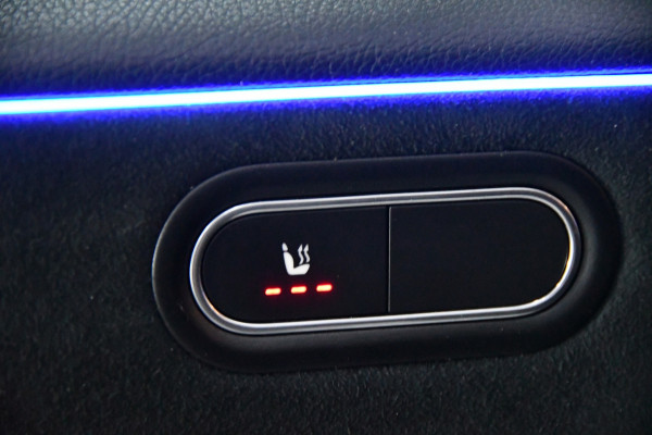 Mercedes-Benz A-Klasse 220 Premium Plus Amg Night Pano*Sfeer