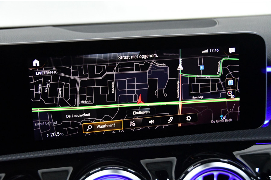 Mercedes-Benz A-Klasse 220 Premium Plus Amg Night Pano*Sfeer