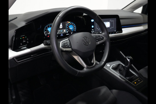 Volkswagen Golf 1.0 TSI 110pk Life Business Navigatie Stoelverwarming Pdc Acc 253