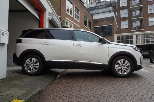 Peugeot 5008 1.2 PureTech GT SPORT | LEER/ Alcantara | Sfeerverlichting | APPLE | NL auto | Dealer onderhouden |