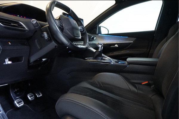 Peugeot 5008 1.2 PureTech GT SPORT | LEER/ Alcantara | Sfeerverlichting | APPLE | NL auto | Dealer onderhouden |