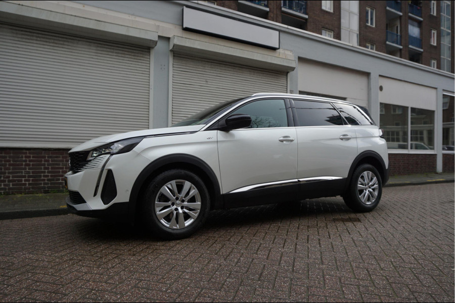 Peugeot 5008 1.2 PureTech GT SPORT | LEER/ Alcantara | Sfeerverlichting | APPLE | NL auto | Dealer onderhouden |
