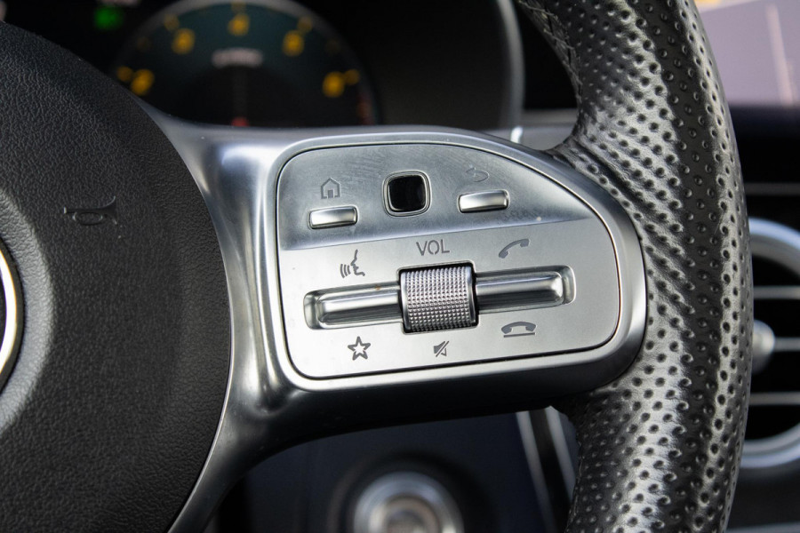 Mercedes-Benz C-Klasse Coupé 180 Premium Plus Pack PANO 360 Camera AMG