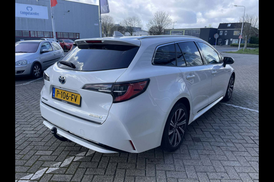 Toyota Corolla Touring Sports 1.8 Hybrid TeamNL / trekhaak / camera