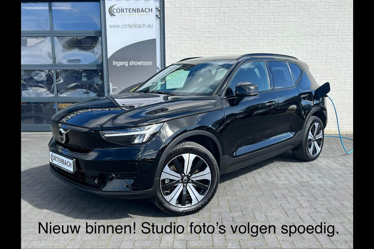 Volvo XC40 Recharge Twin Plus | Zwenkbare trekhaak | Adaptieve cruise | Blis | 19 Inch | Full LED |