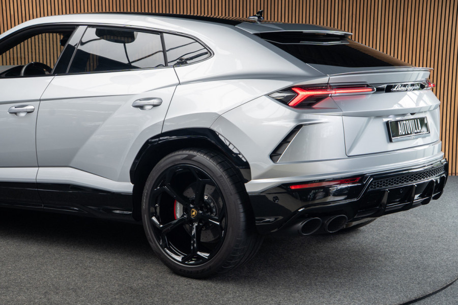 Lamborghini Urus 4.0 V8 HUD Leder Ceramic B&O 360° Massage ACC Alcantara hemel Elektr. achterklep Elektr. verstelbare stoelen met memory Stoel & Stuurverwarming Navi PDC Climate LM velgen