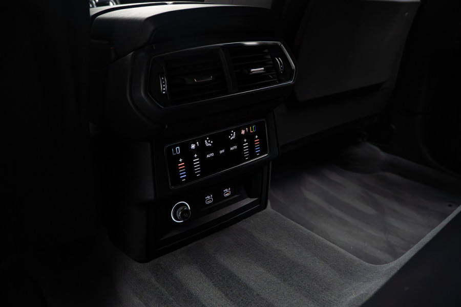 Lamborghini Urus 4.0 V8 HUD Leder Ceramic B&O 360° Massage ACC Alcantara hemel Elektr. achterklep Elektr. verstelbare stoelen met memory Stoel & Stuurverwarming Navi PDC Climate LM velgen