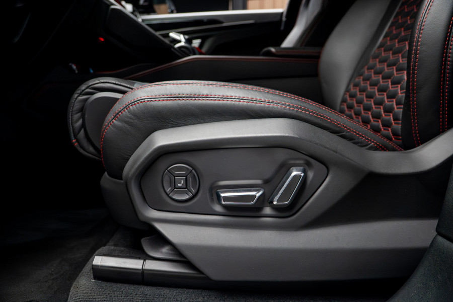 Lamborghini Urus 4.0 V8 HUD Leder Ceramic B&O 360° Massage ACC Alcantara hemel Elektr. achterklep Elektr. verstelbare stoelen met memory Stoel & Stuurverwarming Navi PDC Climate LM velgen