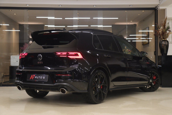 Volkswagen Golf 2.0 TSI GTI CLUBSPORT BLACK STYLE /PANO/H-K/CAM/CARPLAY/IQ-LIGHT/VOLL