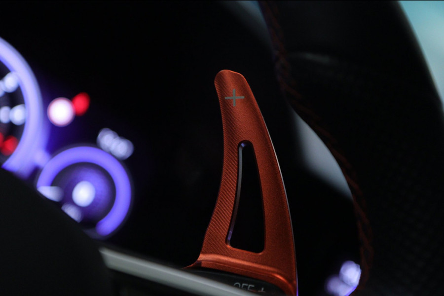 Volkswagen Golf 2.0 TSI GTI CLUBSPORT BLACK STYLE /PANO/H-K/CAM/CARPLAY/IQ-LIGHT/VOLL