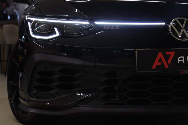 Volkswagen Golf 2.0 TSI GTI CLUBSPORT BLACK STYLE /PANO/H-K/CAM/CARPLAY/IQ-LIGHT/VOLL