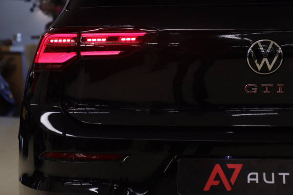 Volkswagen Golf 2.0 TSI GTI CLUBSPORT BLACK STYLE /PANO/H-K/CAM/CARPLAY/IQ-LIGHT/VOLL