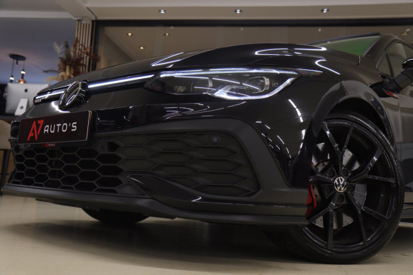 Volkswagen Golf 2.0 TSI GTI CLUBSPORT BLACK STYLE /PANO/H-K/CAM/CARPLAY/IQ-LIGHT/VOLL