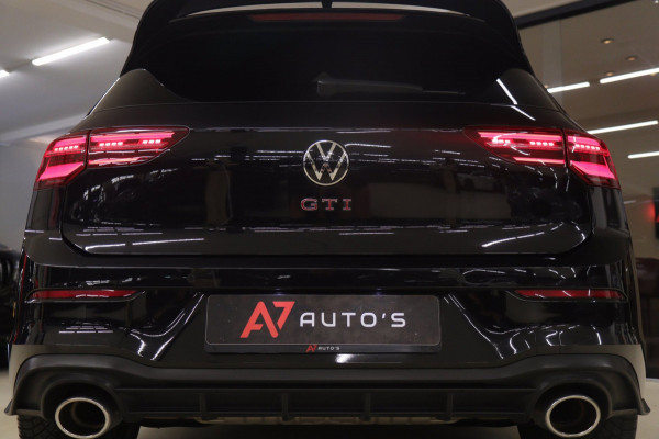 Volkswagen Golf 2.0 TSI GTI CLUBSPORT BLACK STYLE /PANO/H-K/CAM/CARPLAY/IQ-LIGHT/VOLL