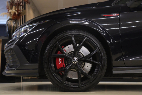 Volkswagen Golf 2.0 TSI GTI CLUBSPORT BLACK STYLE /PANO/H-K/CAM/CARPLAY/IQ-LIGHT/VOLL