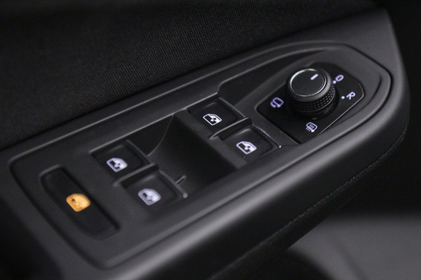 Volkswagen Golf 2.0 TSI GTI CLUBSPORT BLACK STYLE /PANO/H-K/CAM/CARPLAY/IQ-LIGHT/VOLL