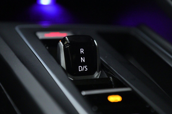 Volkswagen Golf 2.0 TSI GTI CLUBSPORT BLACK STYLE /PANO/H-K/CAM/CARPLAY/IQ-LIGHT/VOLL