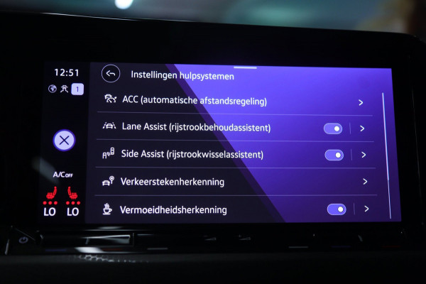 Volkswagen Golf 2.0 TSI GTI CLUBSPORT BLACK STYLE /PANO/H-K/CAM/CARPLAY/IQ-LIGHT/VOLL