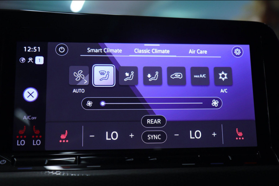 Volkswagen Golf 2.0 TSI GTI CLUBSPORT BLACK STYLE /PANO/H-K/CAM/CARPLAY/IQ-LIGHT/VOLL