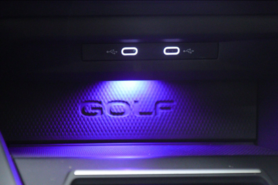 Volkswagen Golf 2.0 TSI GTI CLUBSPORT BLACK STYLE /PANO/H-K/CAM/CARPLAY/IQ-LIGHT/VOLL
