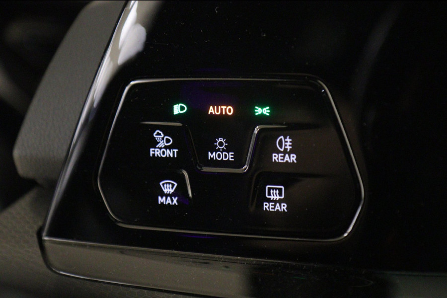 Volkswagen Golf 2.0 TSI GTI CLUBSPORT BLACK STYLE /PANO/H-K/CAM/CARPLAY/IQ-LIGHT/VOLL