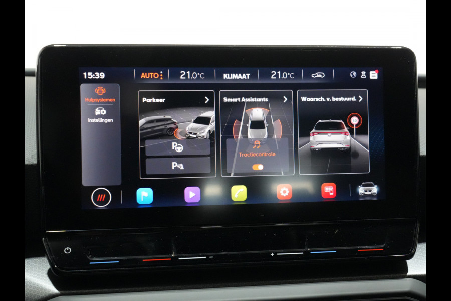 Seat Leon Sportstourer 1.5 eTSI 150pk DSG Style Business Intense Trekhaak Navigatie Camera Parkass. Android/Carplay