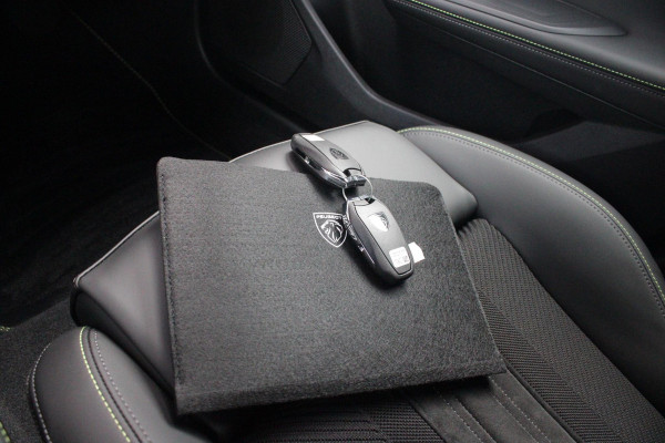 Peugeot e-408 GT AVANTAGE 58 kWh | PANORAMISCH SCHUIF/KANTEL DAK | ELEKTRISCH BEDIENBARE VOORSTOELEN | STOEL/STUUR VERWARMING | MASSAGE FUNCTIE OP DE VOORSTOELEN | FOCAL AUDIO SYSTEEM | ALCANTARA/LEDEREN BEKLEDING | 360° CAMERA | PARKEERSENSOREN VOOR + ACHTER | ELEKTRISCH BEDIENBARE ACHTERKLEP | SFEER VERLICHTING | KEYLESS ENTRY/START | 19" LICHTMETALEN VELGEN | DODEHOEK DETECTIE | ADAPTIVE CRUISE CONTROL | APPLE CARPLAY/ANDROID AUTO DRAADLOOS | DRAADLOOS TELEFOONLADEN |
