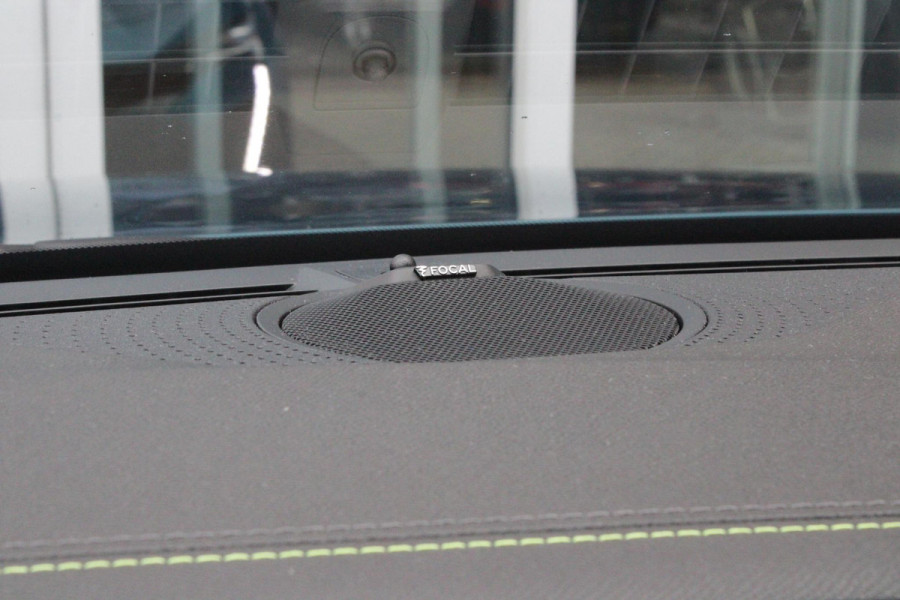 Peugeot e-408 GT AVANTAGE 58 kWh | PANORAMISCH SCHUIF/KANTEL DAK | ELEKTRISCH BEDIENBARE VOORSTOELEN | STOEL/STUUR VERWARMING | MASSAGE FUNCTIE OP DE VOORSTOELEN | FOCAL AUDIO SYSTEEM | ALCANTARA/LEDEREN BEKLEDING | 360° CAMERA | PARKEERSENSOREN VOOR + ACHTER | ELEKTRISCH BEDIENBARE ACHTERKLEP | SFEER VERLICHTING | KEYLESS ENTRY/START | 19" LICHTMETALEN VELGEN | DODEHOEK DETECTIE | ADAPTIVE CRUISE CONTROL | APPLE CARPLAY/ANDROID AUTO DRAADLOOS | DRAADLOOS TELEFOONLADEN |