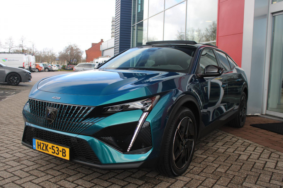 Peugeot e-408 GT AVANTAGE 58 kWh | PANORAMISCH SCHUIF/KANTEL DAK | ELEKTRISCH BEDIENBARE VOORSTOELEN | STOEL/STUUR VERWARMING | MASSAGE FUNCTIE OP DE VOORSTOELEN | FOCAL AUDIO SYSTEEM | ALCANTARA/LEDEREN BEKLEDING | 360° CAMERA | PARKEERSENSOREN VOOR + ACHTER | ELEKTRISCH BEDIENBARE ACHTERKLEP | SFEER VERLICHTING | KEYLESS ENTRY/START | 19" LICHTMETALEN VELGEN | DODEHOEK DETECTIE | ADAPTIVE CRUISE CONTROL | APPLE CARPLAY/ANDROID AUTO DRAADLOOS | DRAADLOOS TELEFOONLADEN |