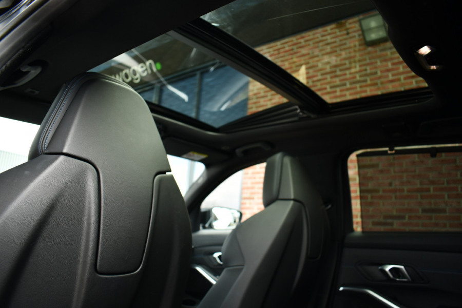 BMW 3 Serie Touring 330e M-Sport Pro Pano M-zetels ACC HUD HiFi 19inch