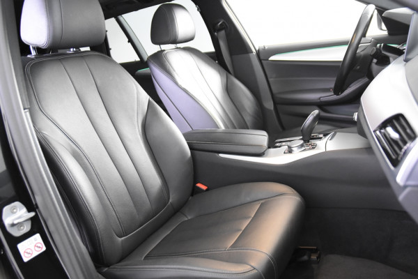 BMW 5 Serie Touring 520d *1ste Eigenaar*Leer*Panoramadak*Trekhaak*Ambiente*