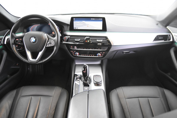 BMW 5 Serie Touring 520d *1ste Eigenaar*Leer*Panoramadak*Trekhaak*Ambiente*