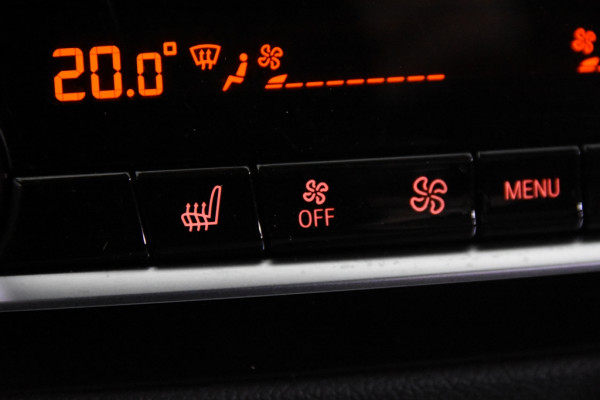 BMW 5 Serie Touring 520d *1ste Eigenaar*Leer*Panoramadak*Trekhaak*Ambiente*