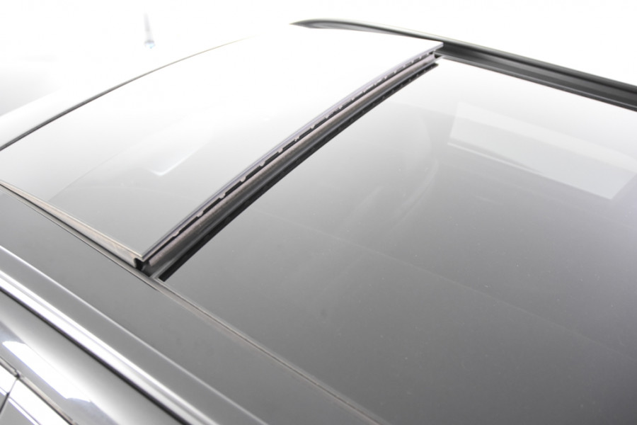 BMW 5 Serie Touring 520d *1ste Eigenaar*Leer*Panoramadak*Trekhaak*Ambiente*