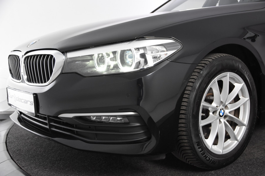 BMW 5 Serie Touring 520d *1ste Eigenaar*Leer*Panoramadak*Trekhaak*Ambiente*