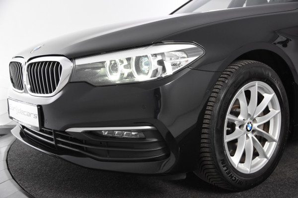 BMW 5 Serie Touring 520d *1ste Eigenaar*Leer*Panoramadak*Trekhaak*Ambiente*