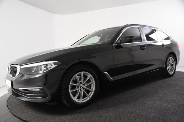 BMW 5 Serie Touring 520d *1ste Eigenaar*Leer*Panoramadak*Trekhaak*Ambiente*