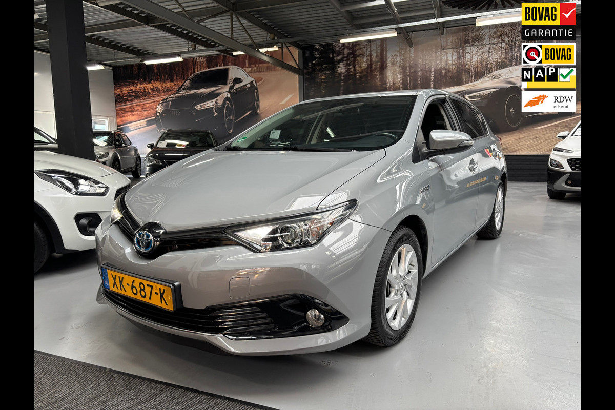 Toyota Auris 1.8 Hybrid Energy Plus / Navigatie / Trekhaak