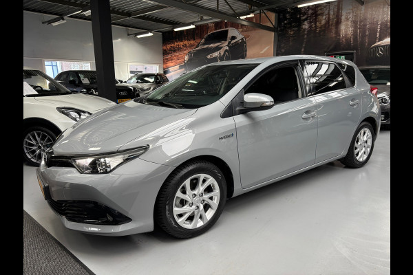Toyota Auris 1.8 Hybrid Energy Plus / Navigatie / Trekhaak