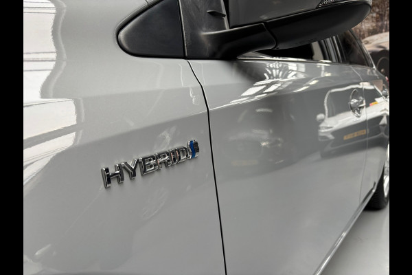 Toyota Auris 1.8 Hybrid Energy Plus / Navigatie / Trekhaak