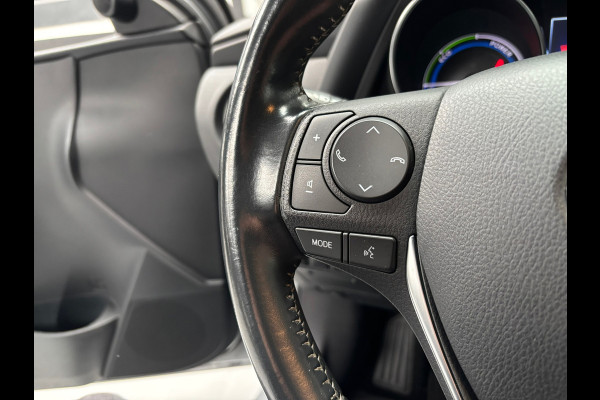 Toyota Auris 1.8 Hybrid Energy Plus / Navigatie / Trekhaak