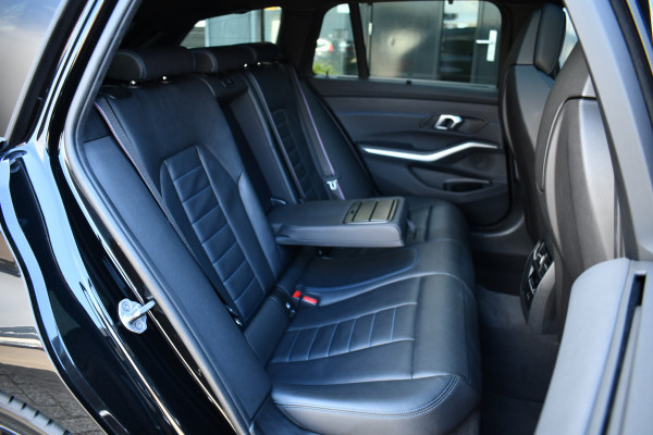 BMW 3 Serie Touring 330e M-Sport Pro Pano M-zetels ACC HUD HiFi 19inch