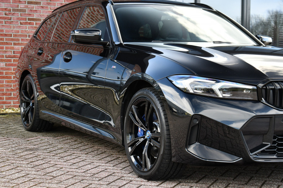 BMW 3 Serie Touring 330e M-Sport Pro Pano M-zetels ACC HUD HiFi 19inch