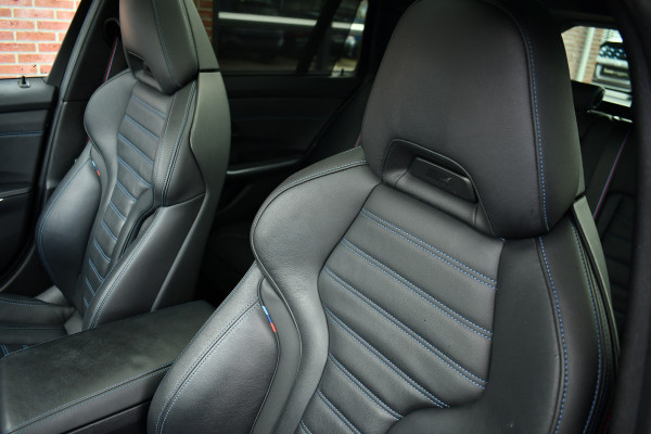 BMW 3 Serie Touring 330e M-Sport Pro Pano M-zetels ACC HUD HiFi 19inch