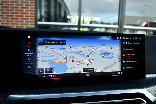 BMW 3 Serie Touring 330e M-Sport Pro Pano M-zetels ACC HUD HiFi 19inch