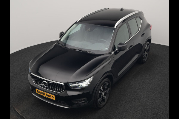 Volvo XC40 T5 Recharge Inscription PHEV 263pk Dealer O.H. | Trekhaak Af Fabriek | Adaptive Cruise | Camera | Harman / Kardon | Lederen Sportstoelen Memory & Verwarmd | Stuur Verwarmd | Keyless | Apple Carplay | Navigatie | DAB | Plug In Hybrid
