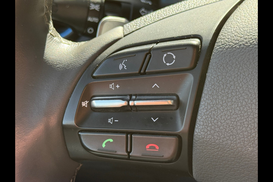 Hyundai IONIQ 1.6 GDi Premium Navi|Leder|Memory|Camera