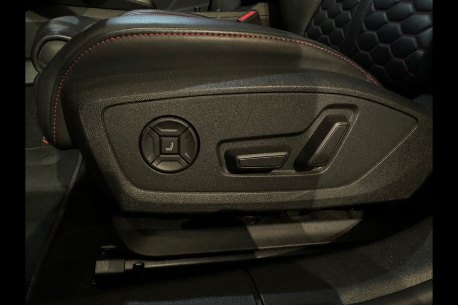 Audi RS3 Limousine 2.5 TFSI quattro Pano|Ceramic|HuD|B&O|VOL