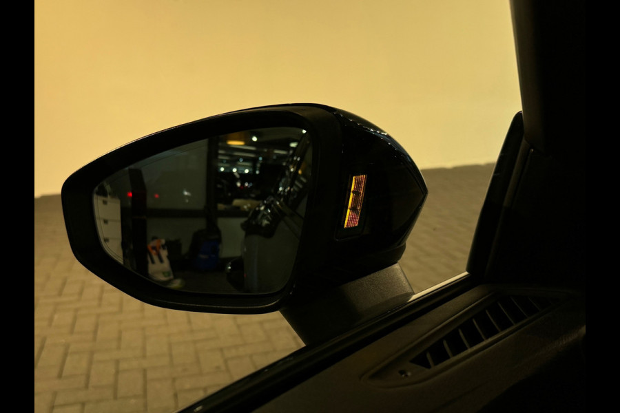 Audi RS3 Limousine 2.5 TFSI quattro Pano|Ceramic|HuD|B&O|VOL